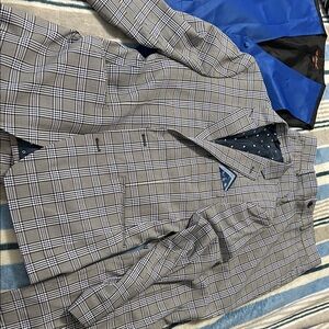 Men's Gray Plaid Suit